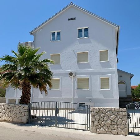 Apartments Janko Pakoštane 外观 照片